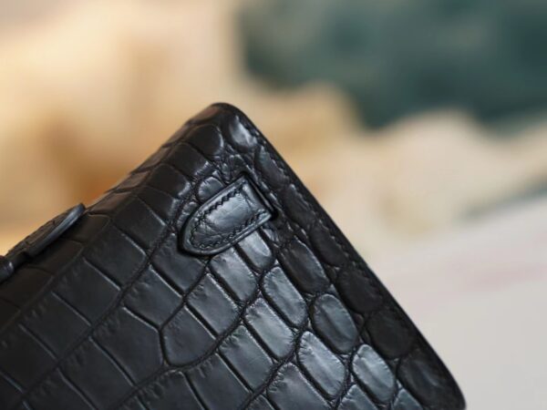aff06ec60700192 New Hermes Kelly Cut So Black CK89 Nior Matte Niloticus Black Hardware
