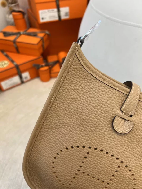 b02c57bcfe72ed5-jpg Hermes Shop Clemence Mini Evelyne 16CM 0M Chai Silver Hardware