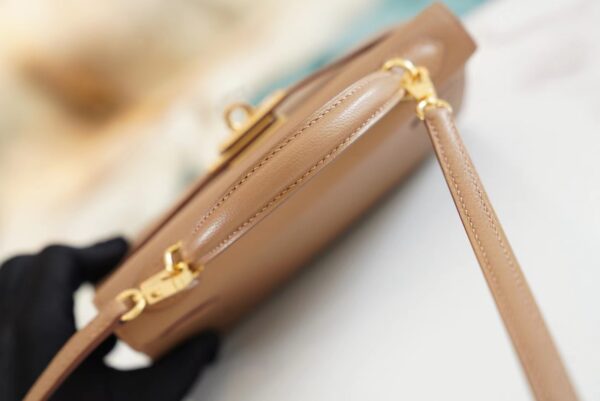 b2cc373c0d1146a Full Handmade Hermes Mini Kelly19CM 2J Quebracho Chevre Leather Gold Hardware