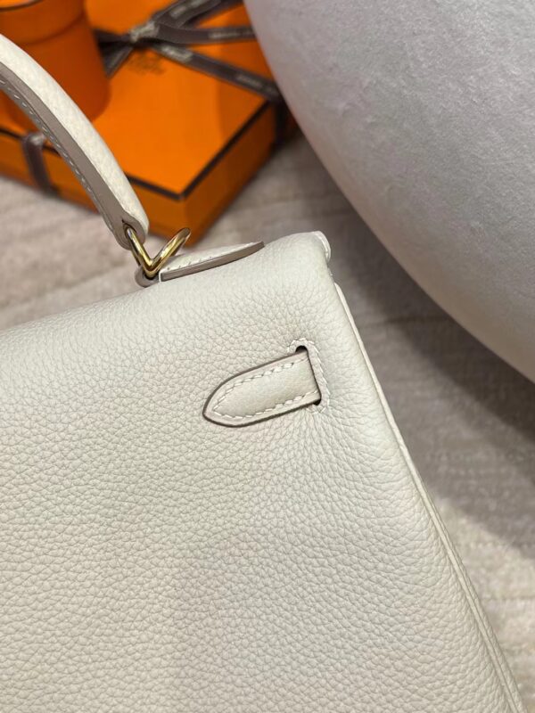 b7ac908403c3557 Hong Kong Hermes Kelly 25CM Togo Leather CK10 Craie Gold Hardware