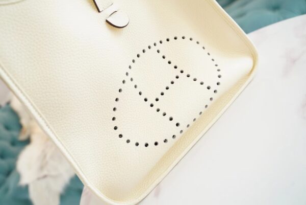 b924e88185f312b Hermes Handmade Boutique I2 Nata Clemence Leather Evelyne 29CM Gold Hardware