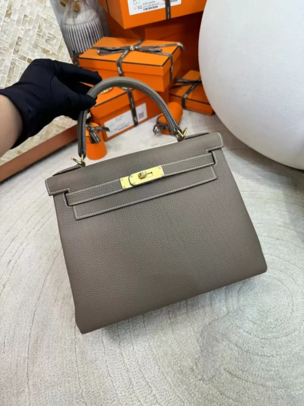 bb717c18eaa1d3a-jpg Australia Sydney Togo Leather Kelly 28CM 18 Etoupe Gold Hardware