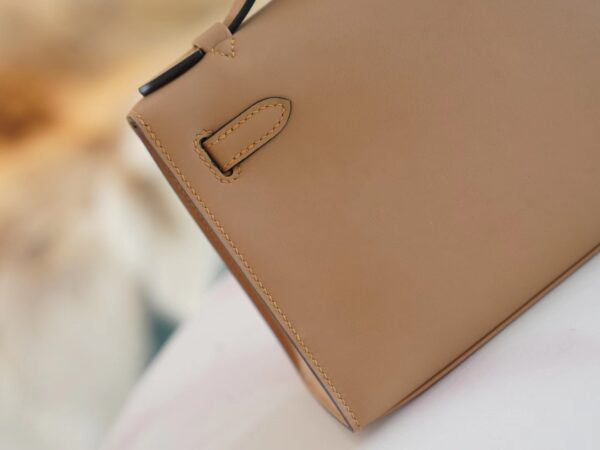 bc29a79e60ca81e Wholesale Hermes Kelly Pochette22CM 0M Chai Swift Leather Gold Hardware