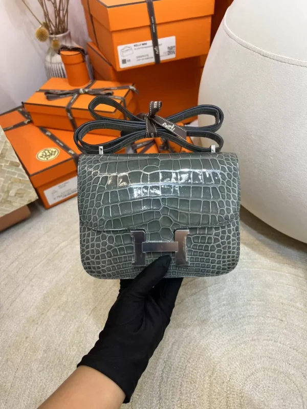 bfd608c6868613f-jpg Hong Kong Hermes Constance 19CM 81 Gris Tourterelle Shiny Alligator Crocodile Silver Hardware