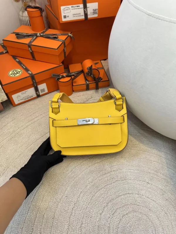 c1a1a04aac47308-jpg Hong Kong Hermes Jypsiere Mini 23CM Swift 9O Jaune De Naples Silver Hardware