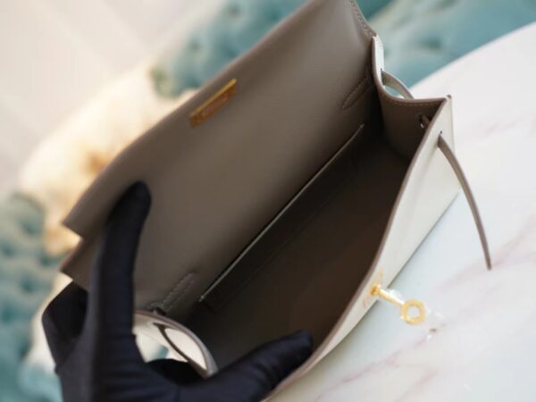 c34f82f881f9b72 God Factory Bags Factory Hermes Kelly Pochette22cm Craie & Gris Asphalt Swift Leather