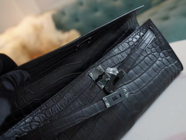 c7214ea4ffa9a76 New Hermes Kelly Cut So Black CK89 Nior Matte Niloticus Black Hardware