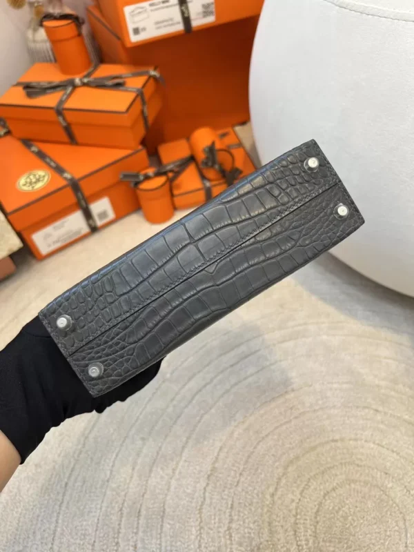 c855f6a4bc35ffc-jpg Hermes Boutique Mini Kelly 19CM Matte Alligator 88 Gris Graphite Silver Hardware