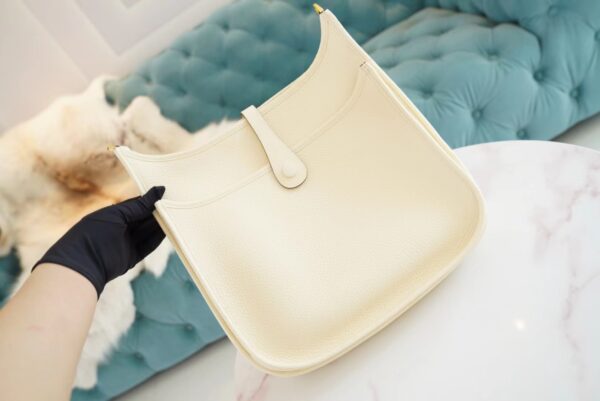 c953b1708a8acf3 Hermes Handmade Boutique I2 Nata Clemence Leather Evelyne 29CM Gold Hardware