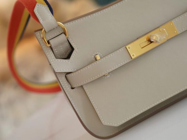 c96fe30cf921775 God Factory Bags Hermes Factory Jypsiere Mini 8L Beton Swift Leather Gold Hardware