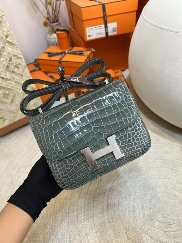 ca54f9e061f7591-jpg Hong Kong Hermes Constance 19CM 81 Gris Tourterelle Shiny Alligator Crocodile Silver Hardware