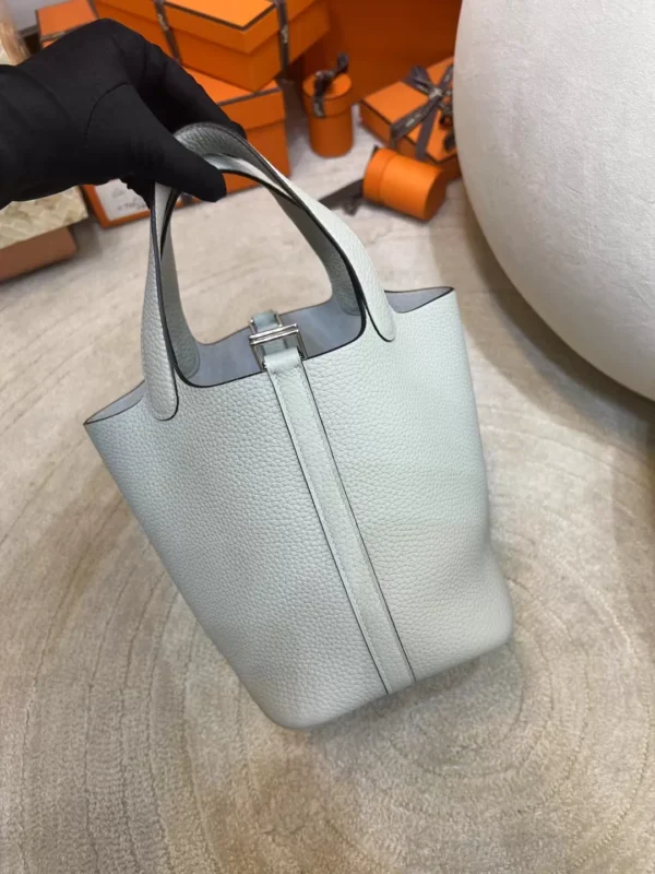 cbad9dad1ad1c93-jpg Handmade 0W Gris Neve Clemence Leather Picotin Bag 18CM Silver Hardware