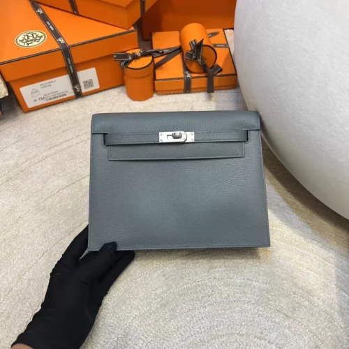 Hermes Kelly Danse 22CM 63 Vert Amande Evercolor Leather Silver Hardware