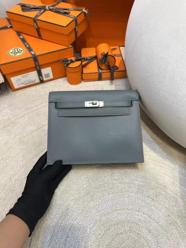 ccfcfc099e40a04-jpg Hermes Kelly Danse 22CM 63 Vert Amande Evercolor Leather Silver Hardware