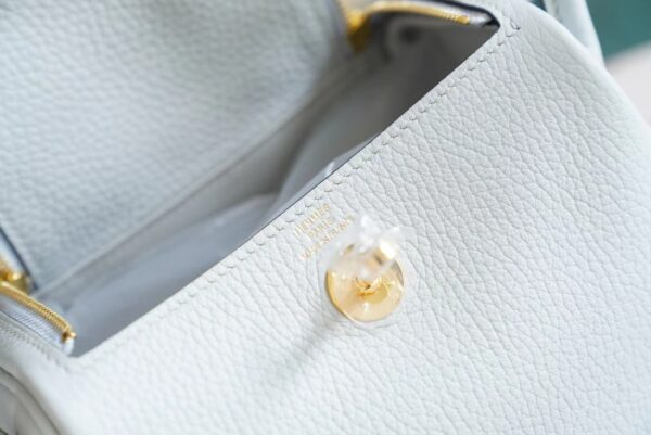 cebba1e08e44f33 Hand Stitch Hermes Mini Lindy19CM 08 Blue Brume Clemence Leather Gold Hardware