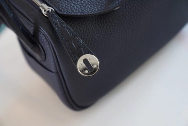 d03b5c24750235d God Factory Bags Hermes 2Z Blue Nuit Clemence Leather Mini Lindy Touch19CM