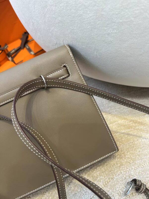 d0b5a0b7adb3e40 Hong Kong Hermes Kelly Danse 22CM Swift Leather 18 Etoupe Silver Hardware