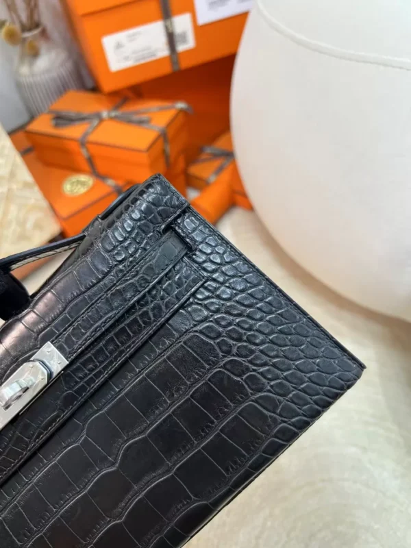 d23c3c890f116b5-jpg Saudi Arabia Riyadh Hermes Kelly Pochette 22cm 89 Noir Matte Alligator Crocodile Silver Hardware