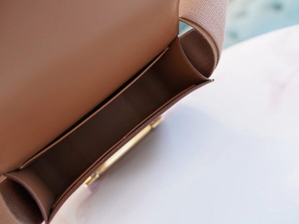 d24302513a1bf6a Australia Canberra Hermes Geta 20CM Chevre Mysore 2J Quebracho Gold Hardware