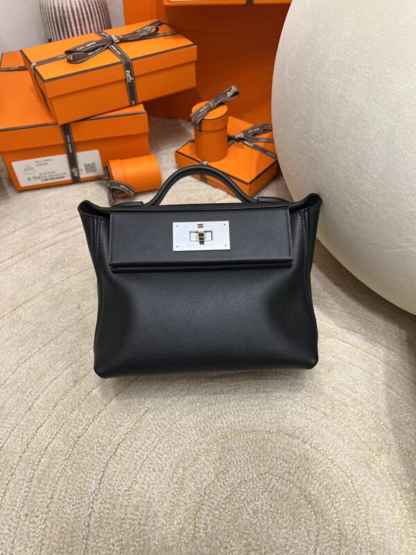 d38a32ec8ebbee3-1 Qatar Doha Hermes Kelly 2424 Mini Evercolor Leather 89 Noir Silver Hardware