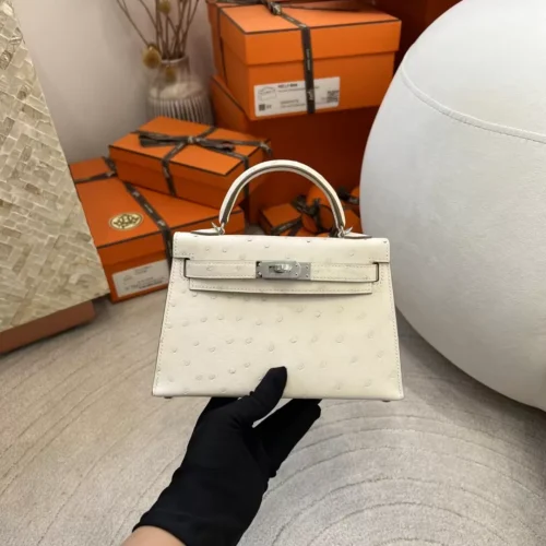 Qatar Doha Hermes KK Ostrich Mini Kelly 19CM 3C Parchemin Silver Hardware