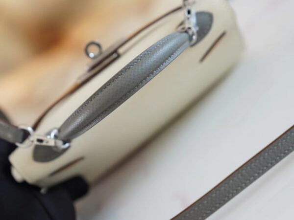d72989f7cd8ed5e God Factory Bags Factory Hermes Mini Kelly II 19CM I2 Nata/0L Gris Meyer/0M Chai Epsom Leather