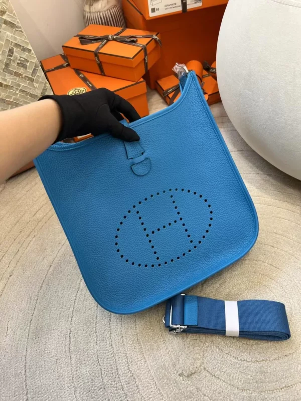 dae229448662663-jpg Handmade Hermes Clemence Leather 0F Blue Frida Evelyne 29CM Silver Hardware