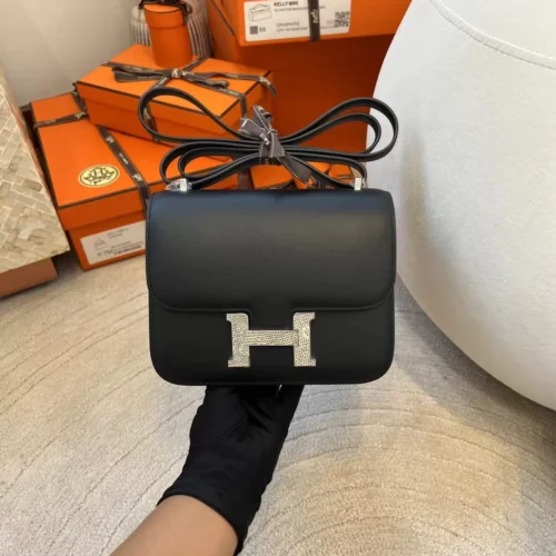 Hermes 89 Noir Sombrero Matte Box Constance 19CM Lizard Buckle