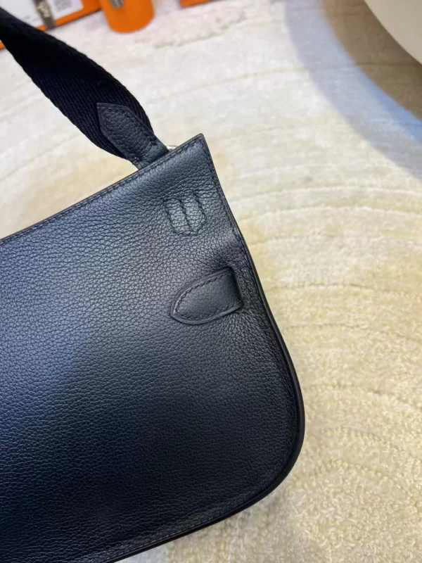 dd000d008241a9b-jpg Australia Sydney Hermes Evercolor 89 Noir Jypsiere Mini 23 Silver Hardware