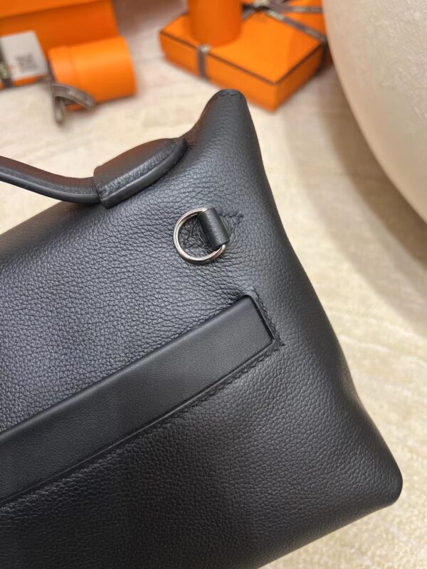 dd75a2a70486169 Qatar Doha Hermes Kelly 2424 Mini Evercolor Leather 89 Noir Silver Hardware