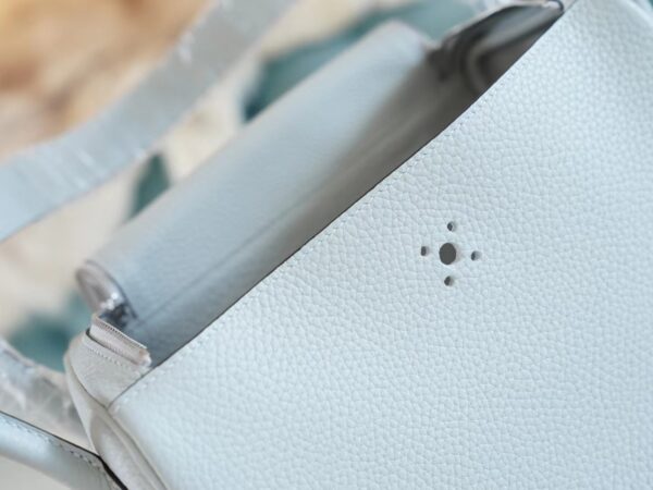 dfa5204fbe863f2 Hand Stitch Hermes 08 Blue Pale Clemence Leather Lindy Bag26CM Silver Hardware