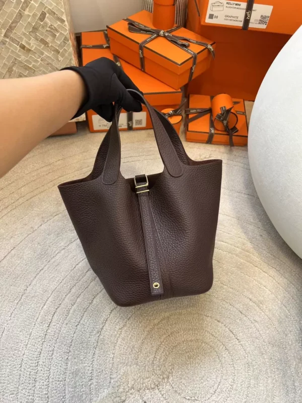 e1a4579031be7af-jpg-1 Singapore Kuala Lumpur Hermes TC Leather Picotin 18CM 0G Rouge Sellier Gold Hardware