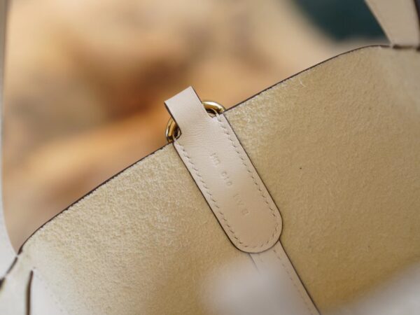e1b6d3387c16007 New Arrival Hermes I2 Nata Clemence In The Loop Pouch Gold Hardware