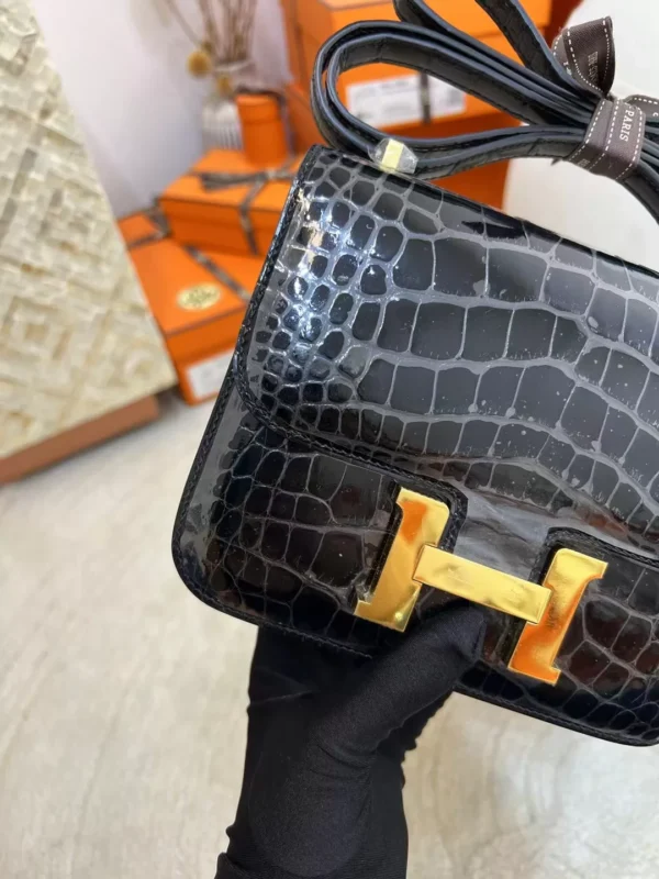 e207063efcf0263-jpg Handmade Hermes Constance 19CM Shiny Alligator 89 Noir Gold Hardware