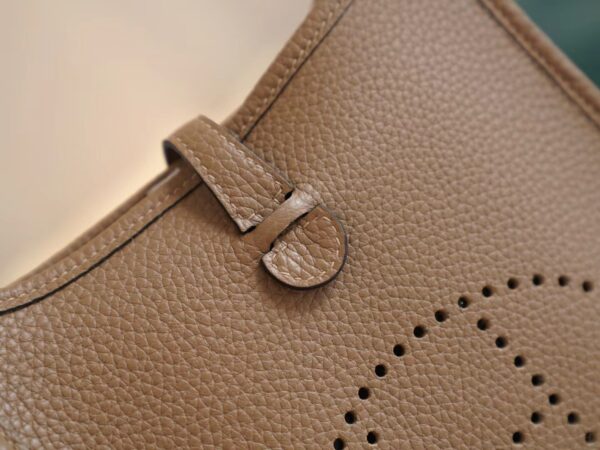 e29e0e5b8415335 Lcmode Factory Hermes D0 Berge De Weimer Evelyne Mini 16CM Clemence Leather