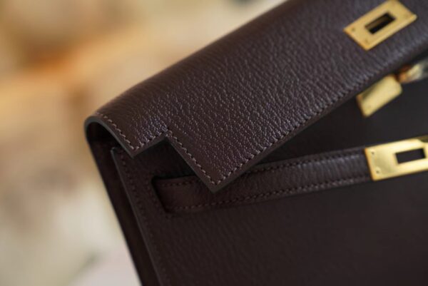 e36d064f3c5b2f7 Canada Toronto Hermes Kelly Elan Chevre 0G Rouge Sellier Gold Hardware