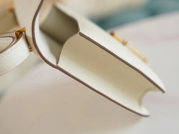 e560b145863bbf3 Hermes Handmade Boutique C10 Craie Epsom Leather Constance14cm Gold Hardware