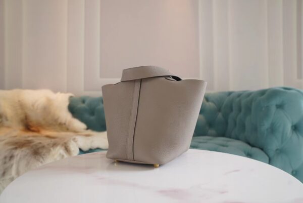 e5644032900f1c3 Wholesale Hermes Picotin18CM M8 Gris Asphalt TM Leather Tote Bag Gold Hardware