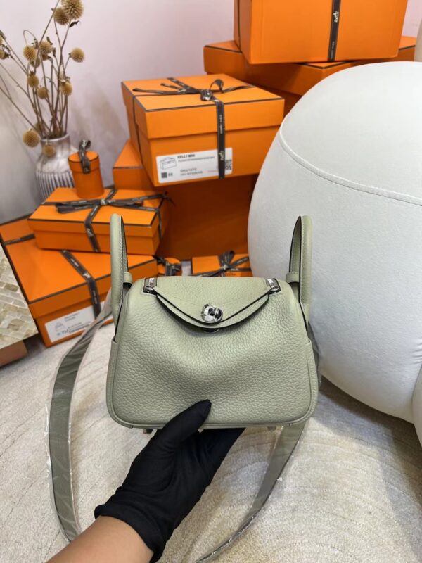 e6470da017513ac-1 Australia Canberra Hermes Mini Lindy 19 Clemence Q1 Sauge Silver Hardware