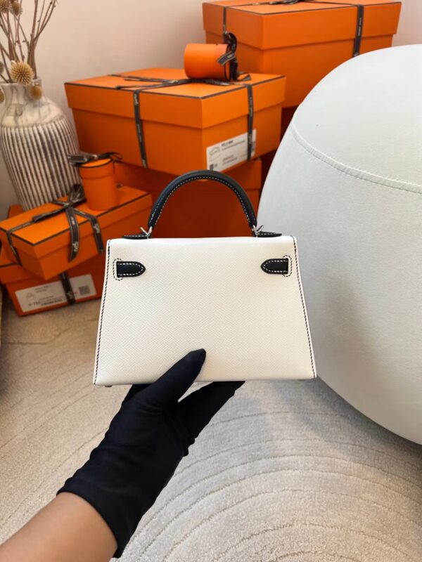 e69b873bdb9e24d Hermes Shop Mini Kelly 19CM Epsom White & Black Silver Hardware