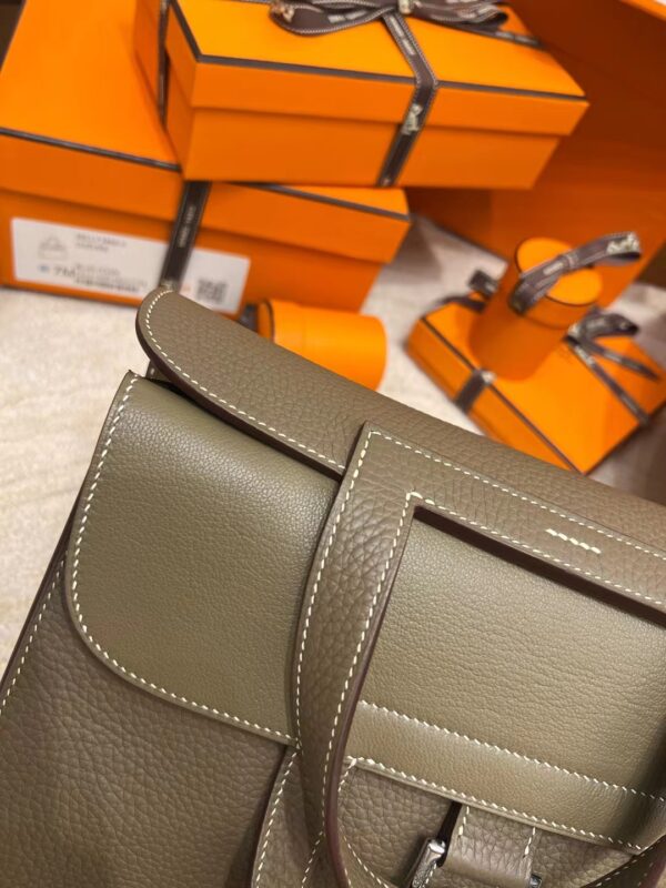 e929a501bf4cab3 Hermes Halzan 31CM TC Leather 18 Etoupe Silver Hardware