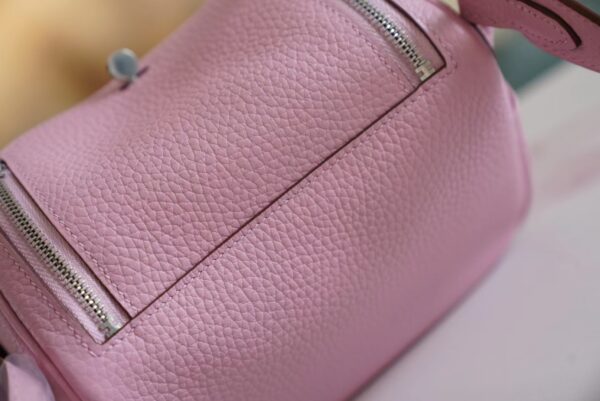 ea508535904cde9 On Sale Hermes Mini Lindy 19CM X9 Mauve Sylyestre Clemence Leather Silver Hardware