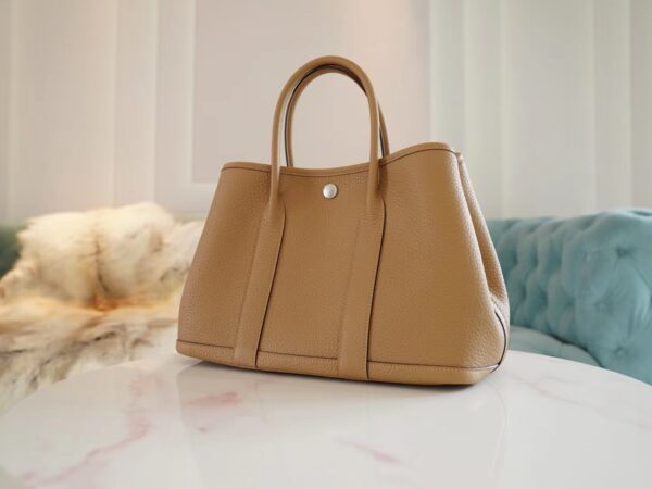 f2d188bc3cfa5f8 Saudi Arabia Riyadh Hermes Garden Party 30CM Negonda 4B Biscuit Silver Hardware
