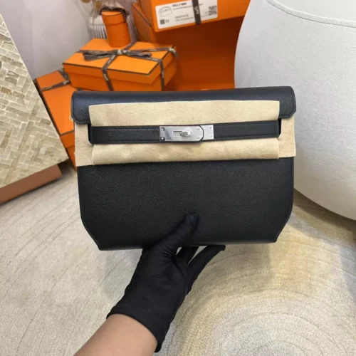 Australia Sydney Hermes Epsom Kelly Depeches 25CM 89 Noir Silver Hardware