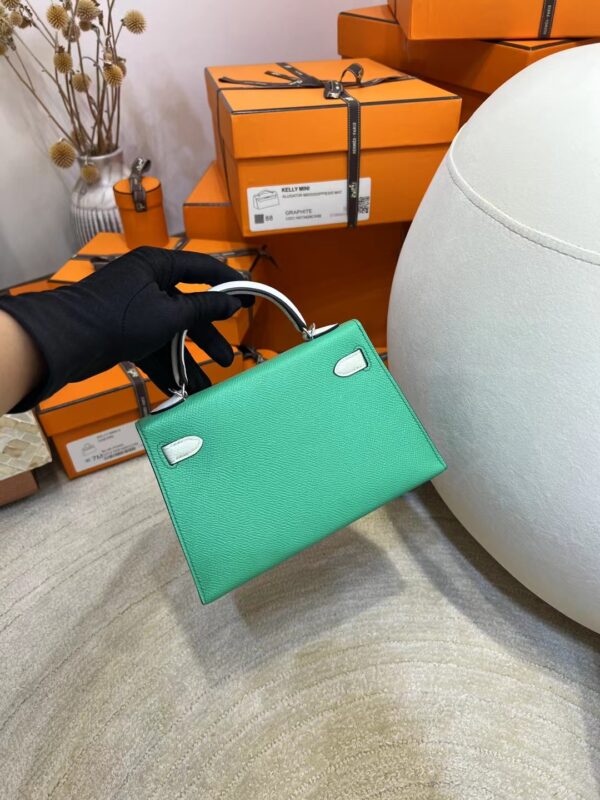 f6654980bd5791c Australia Sydney Hermes Mini Kelly 19CM Epsom 0Z Vert Comics/ 0S Vert Fizz Silver Hardware