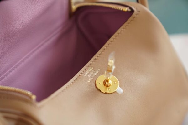 fd890f8bfe9fea7 God Factory Bags Factory Hermes Mini Lindy19CM 0M Chai & X9 Mauve Sylyestre Swift Leather