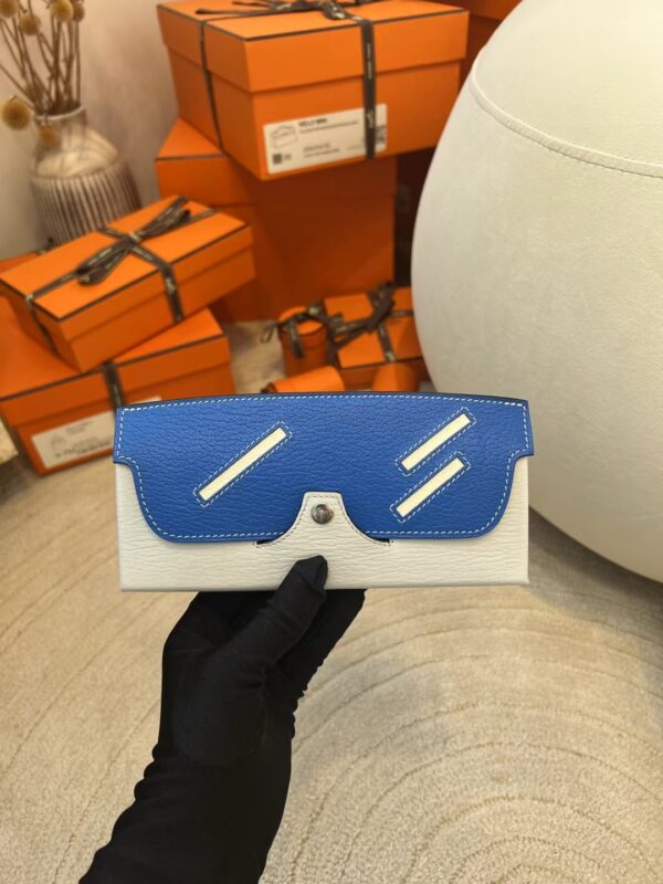 fdd9fe40d1f6f5a-1 Qatar Doha Hermes In The Loop Wink Glasses Bag Chevre Blue Sky Silver Hardware