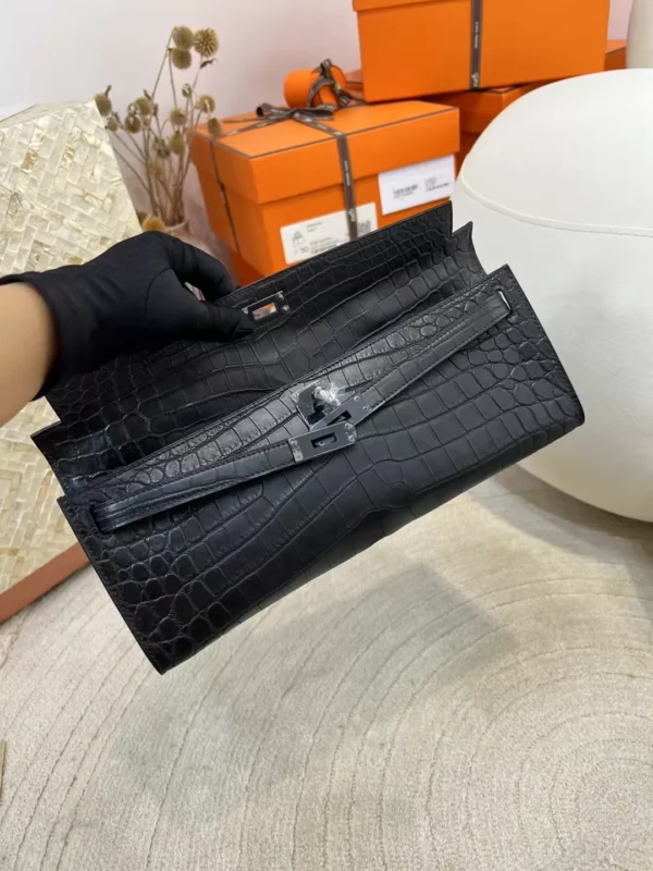mmexport1712557458376-jpg Hermes Kelly Cut So Black 31CM 89 Noir Matte Niloticus Crocodile Black Hardware