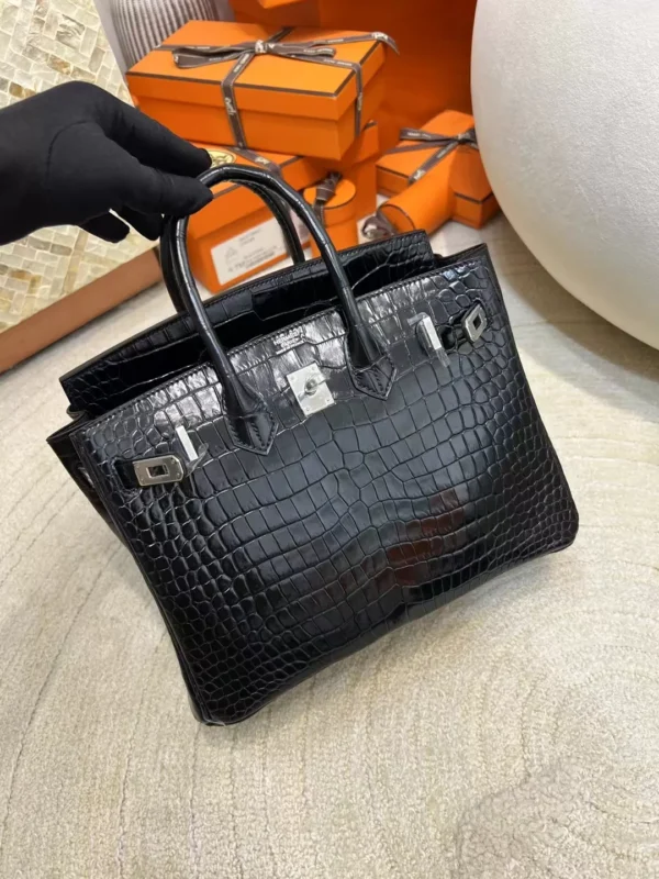 mmexport1712557873813-jpg Hong Kong Hermes Birkin 25 Bag HCP Shiny Porosus 89 Noir Silver Hardware