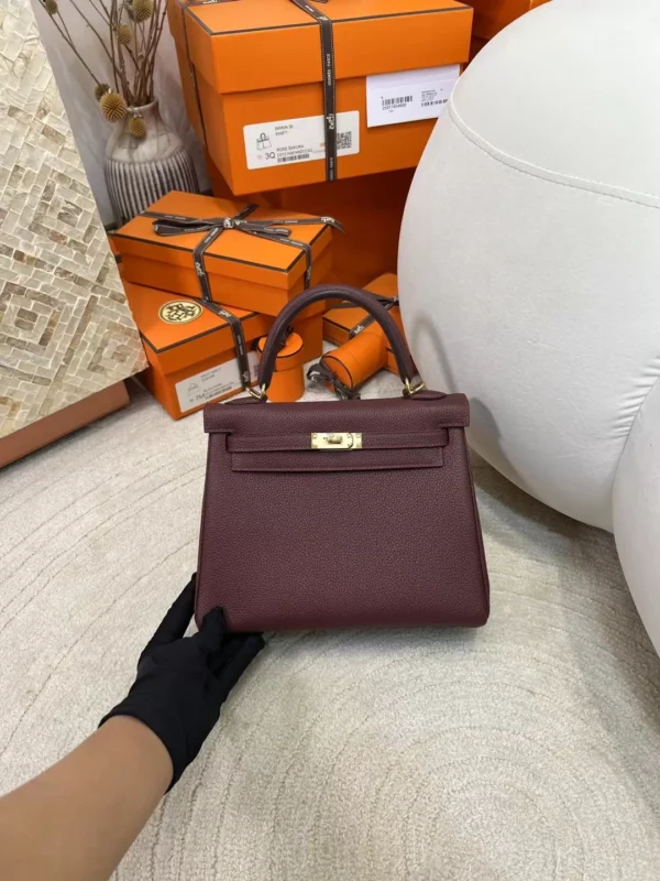 mmexport1713249492246-jpg-1 Canada Toronto Hermes Togo Leather Kelly 25CM 55 Rouge H Gold Hardware